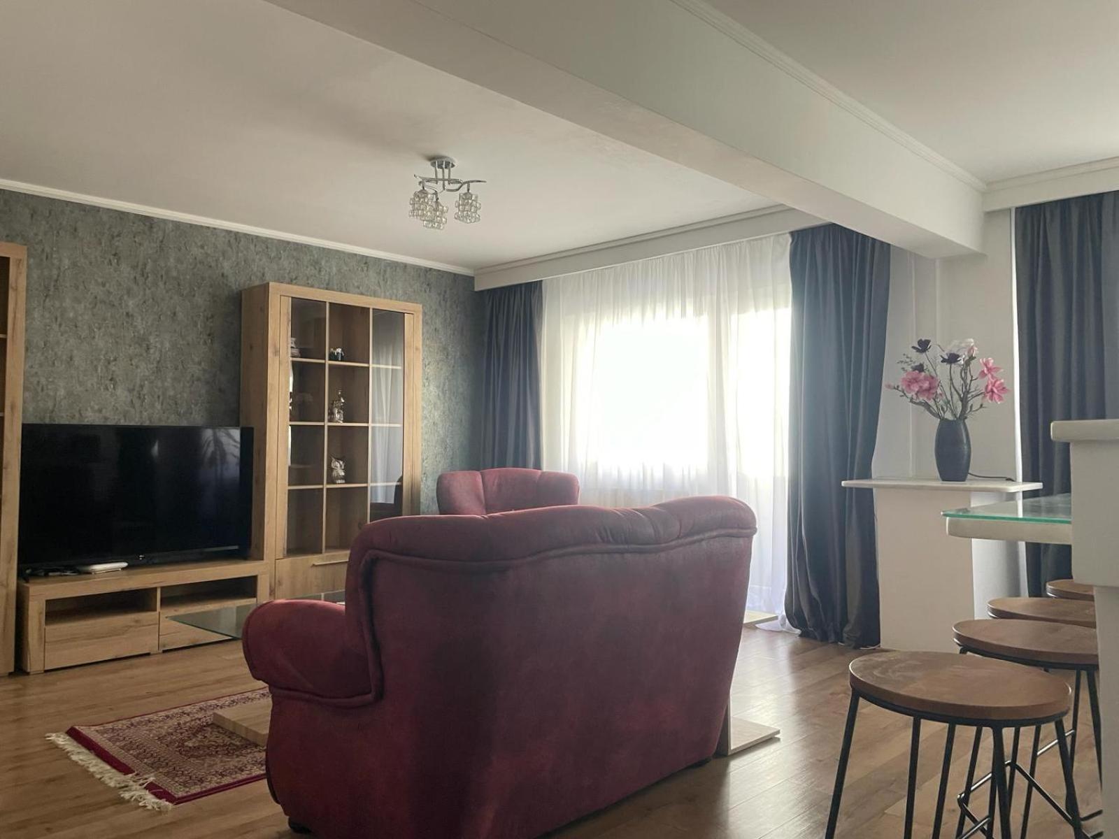 Mara Central Baia Mare Eksteriør bilde